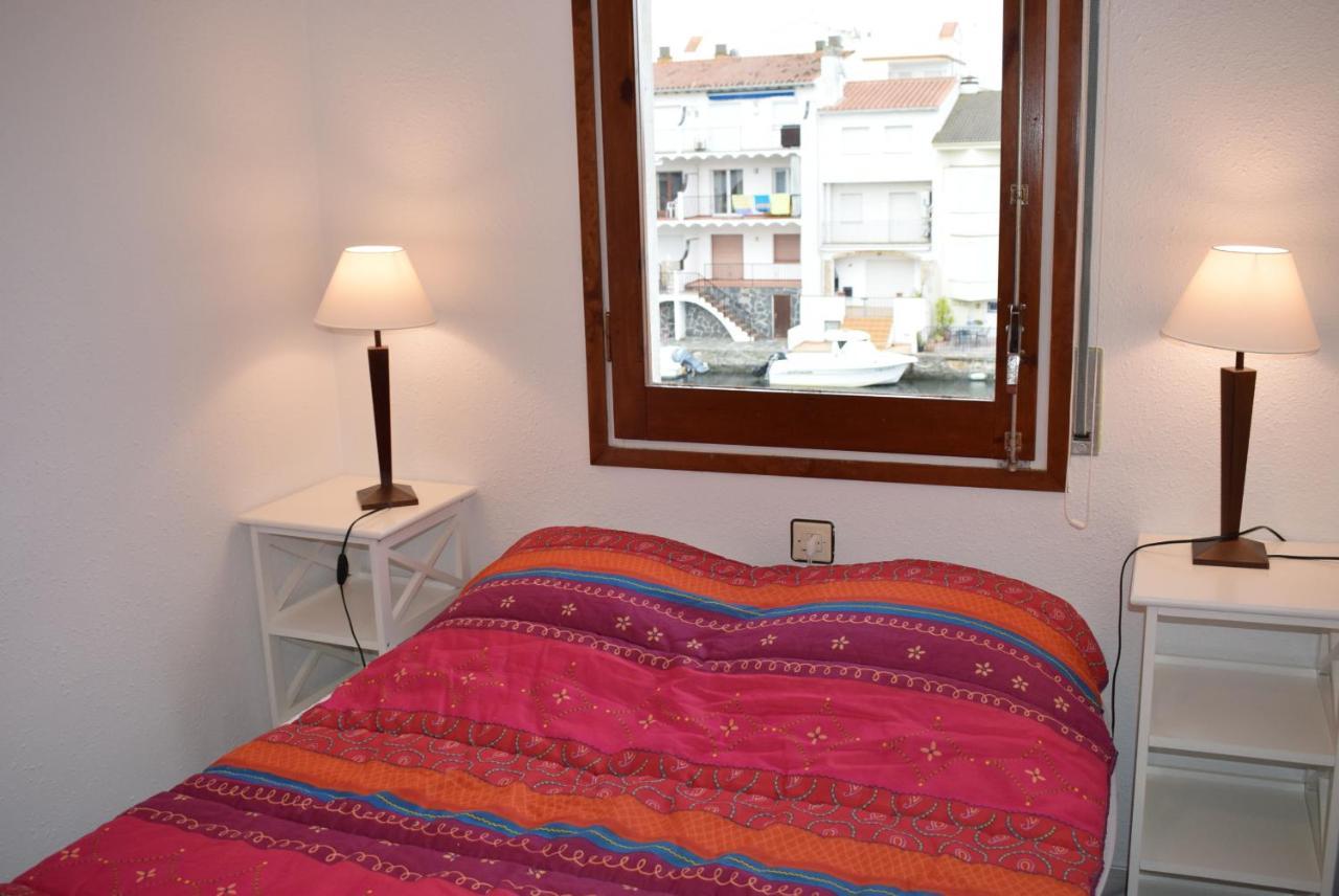 Apartamento Con Bonitas Vistas Al Canal Ref 337 Empuriabrava Eksteriør billede